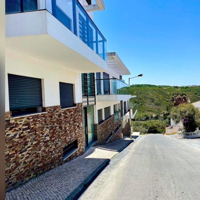 Zambujeiraseahouse - 100M Da Praia Zambujeira do Mar Exterior foto
